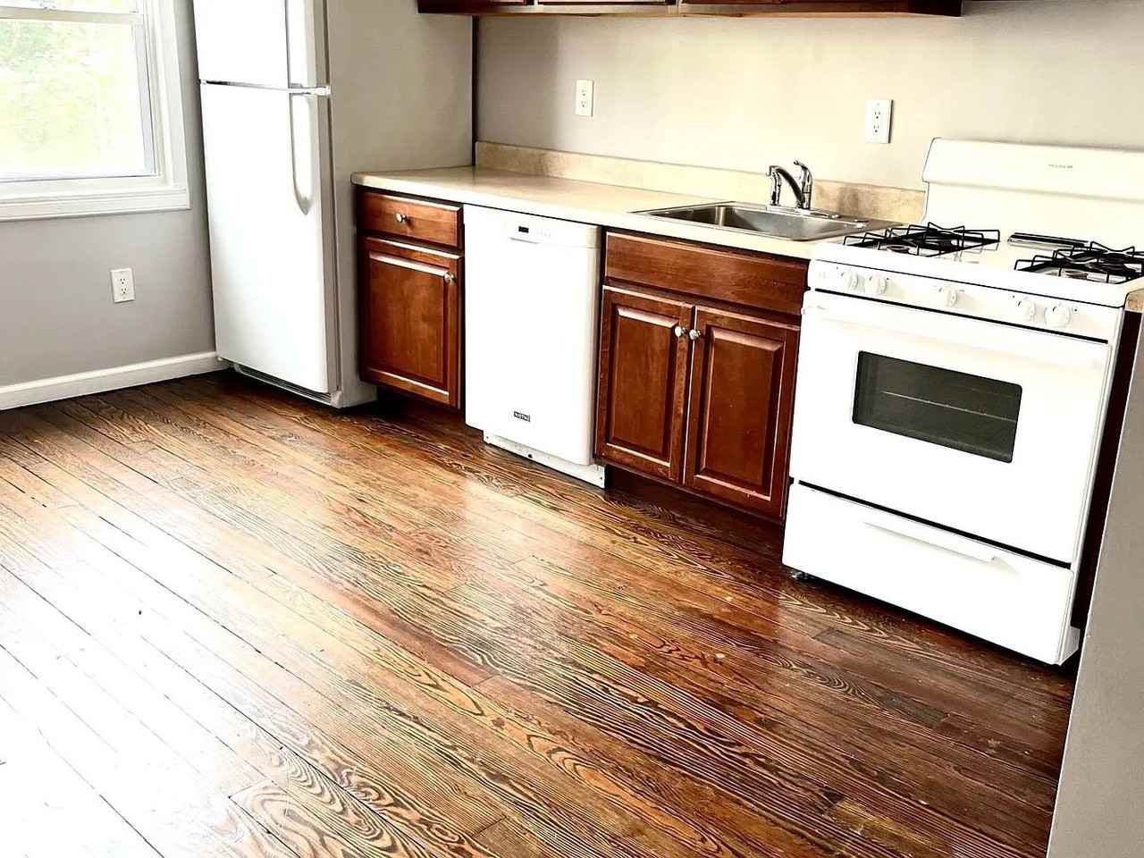 14 N Spring St #FL3 - Photo 4 of 4