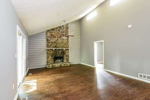 6603 Valley Hill Dr Sw - Photo 2 of 11