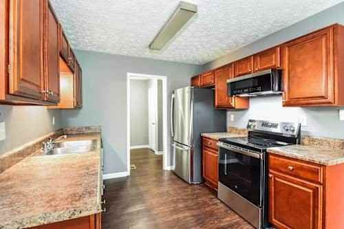 6603 Valley Hill Dr Sw - Photo 4 of 11