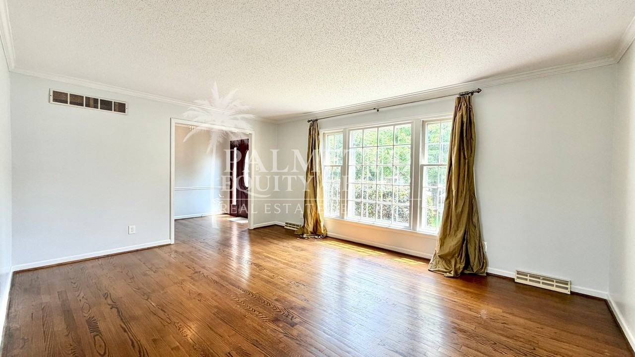 4109 Windlestraw Ln - Photo 4 of 31