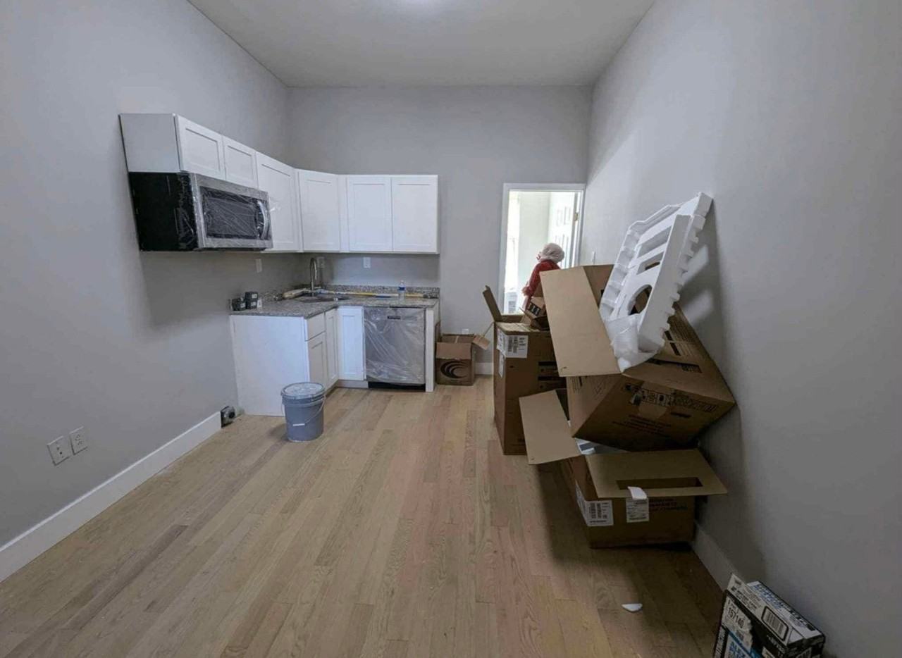 1605 W Diamond St #1F - Photo 5 of 6