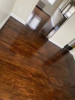 2417 W Cold Spring Ln - Photo 2 of 9