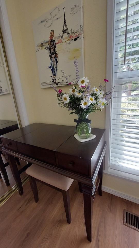 311 Glenn St - Photo 5 of 14