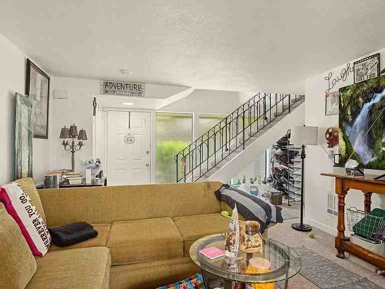 14526 Ne 6th Pl #1