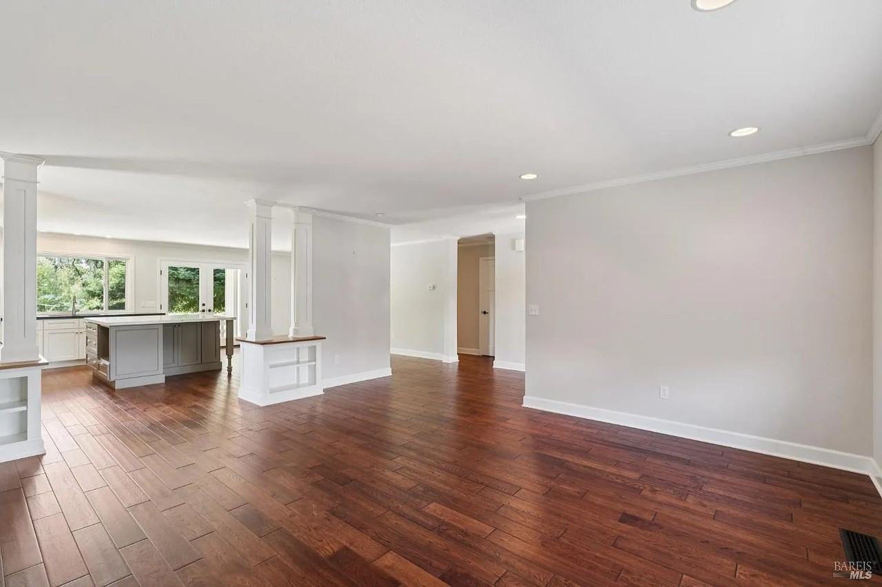 1296 Orchard St - Photo 5 of 20