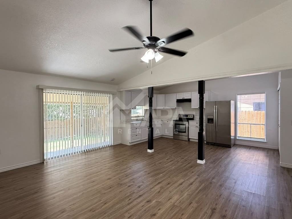 4558 Los Ranchitos St - Photo 4 of 16
