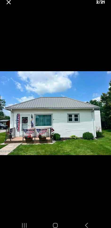 418 N Main St - Photo 2 of 9