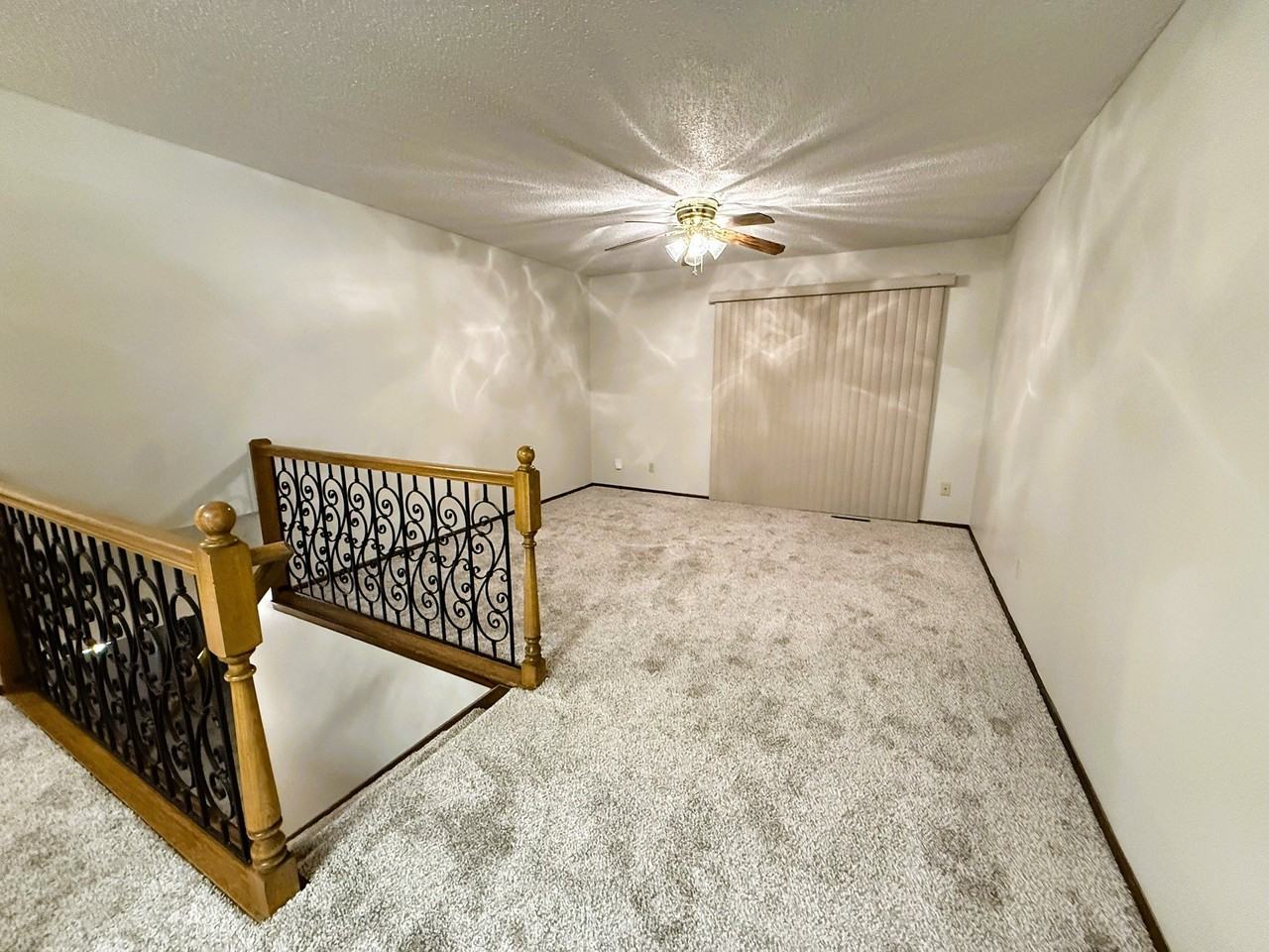 1325 N Denene St - Photo 5 of 20