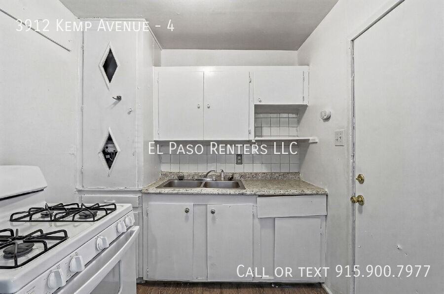 3912 Kemp Ave #4 - Photo 6 of 10