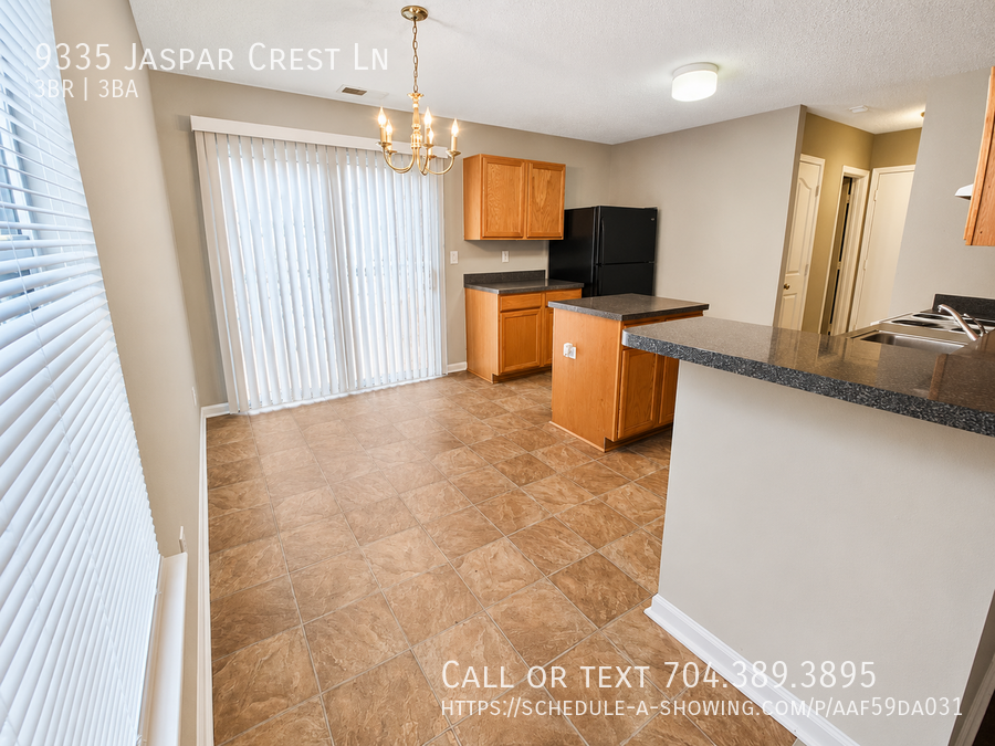 9335 Jaspar Crest Ln - Photo 4 of 20