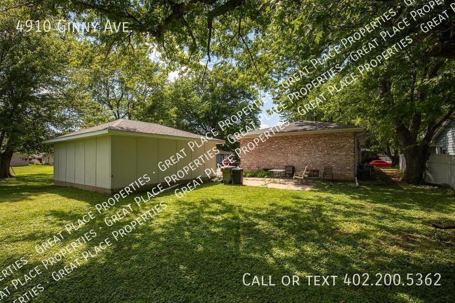 4910 Ginny Ave - Photo 7 of 34