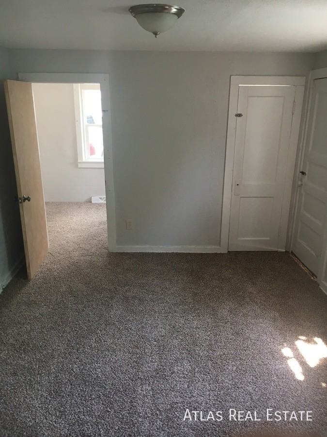 4960 Milwaukee St - Photo 3 of 7