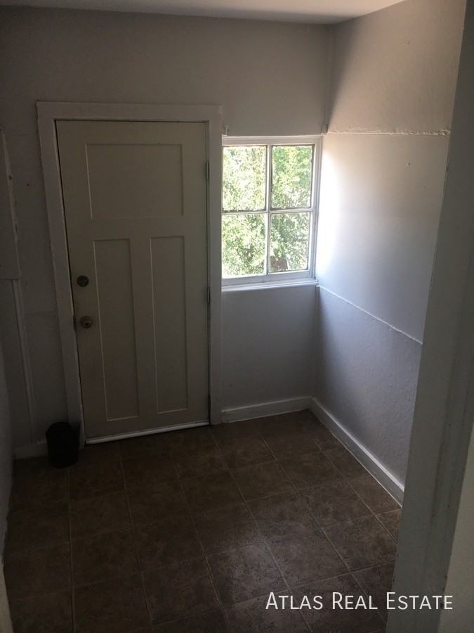4960 Milwaukee St - Photo 6 of 7