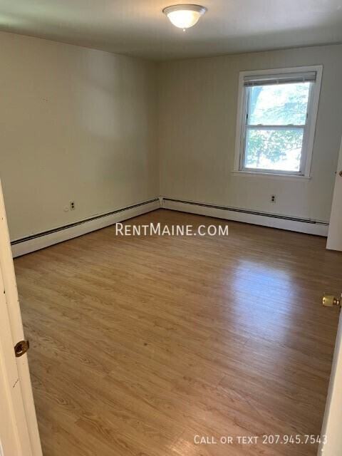 236 Mount Hope Ave - Photo 6 of 11