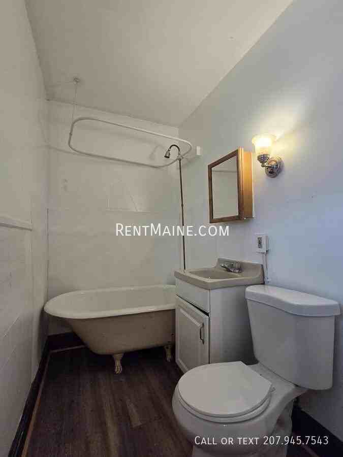 29 Elm St #1 - Photo 7 of 8