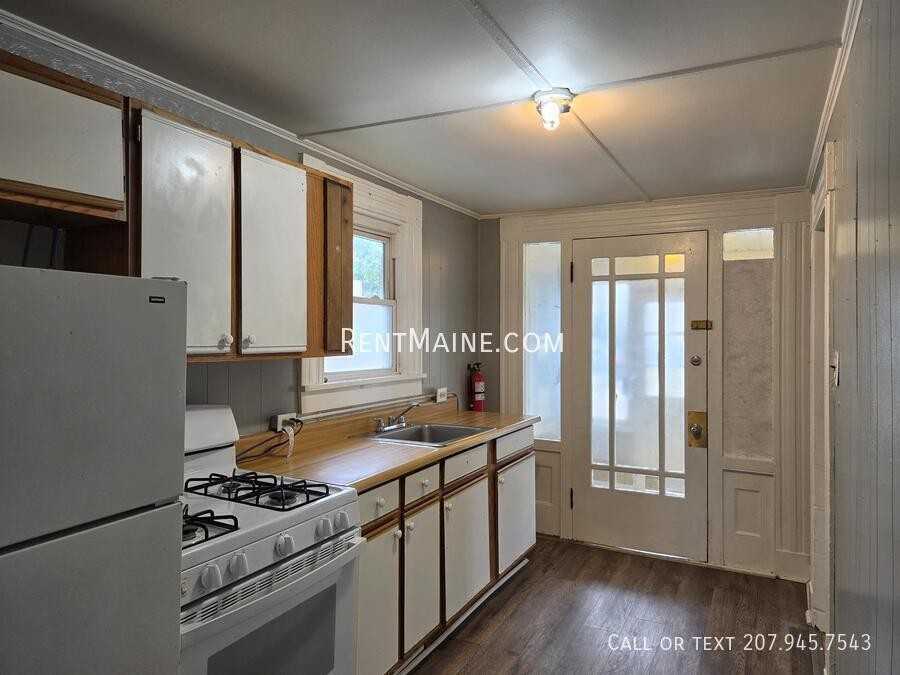 31 Elm St #1 - Photo 7 of 10
