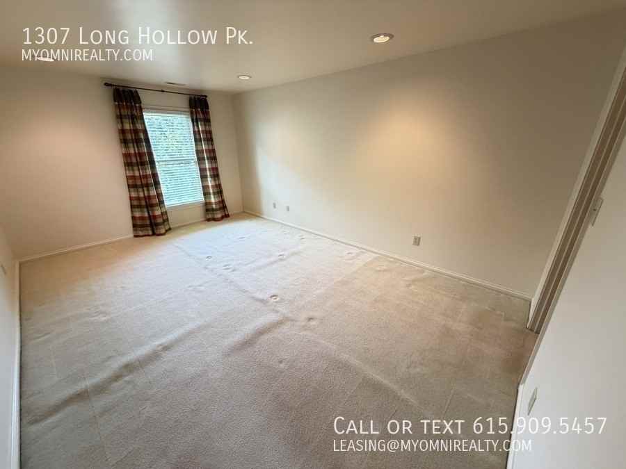1307 Long Hollow Pike - Photo 6 of 41