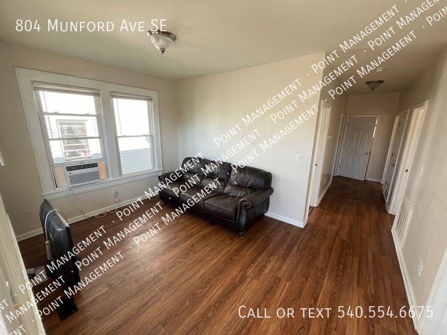 804 Munford Ave Se - Photo 2 of 13