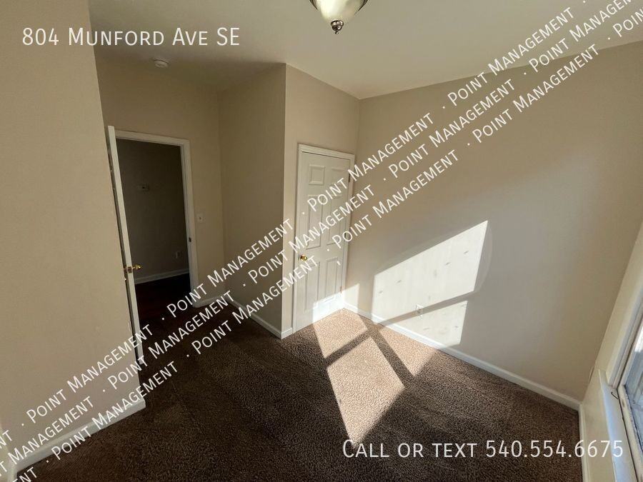 804 Munford Ave Se - Photo 6 of 13