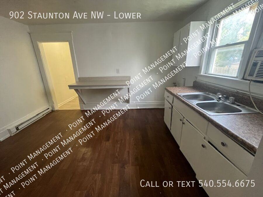 902 Staunton Ave Nw - Photo 6 of 6