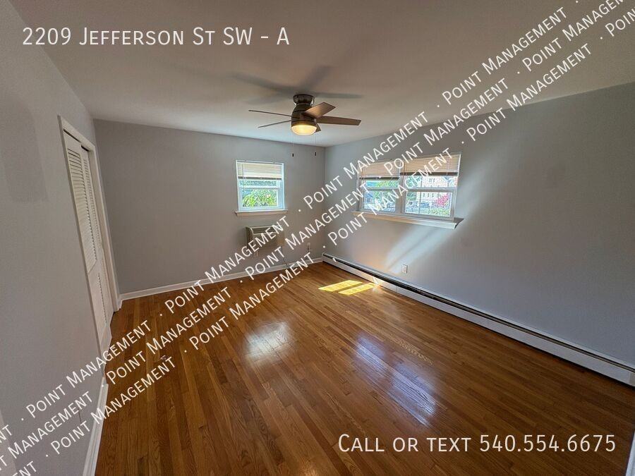 2209 Jefferson St Sw #A - Photo 3 of 9