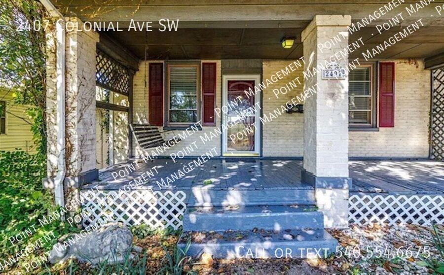 2407 Colonial Ave Sw - Photo 7 of 24