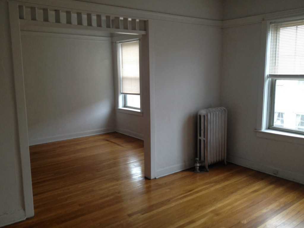 1926 W Winona St #G - Photo 3 of 6