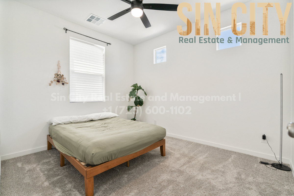 222 Krameria Ave - Photo 7 of 15