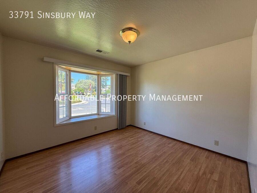 33791 Sinsbury Way - Photo 2 of 27