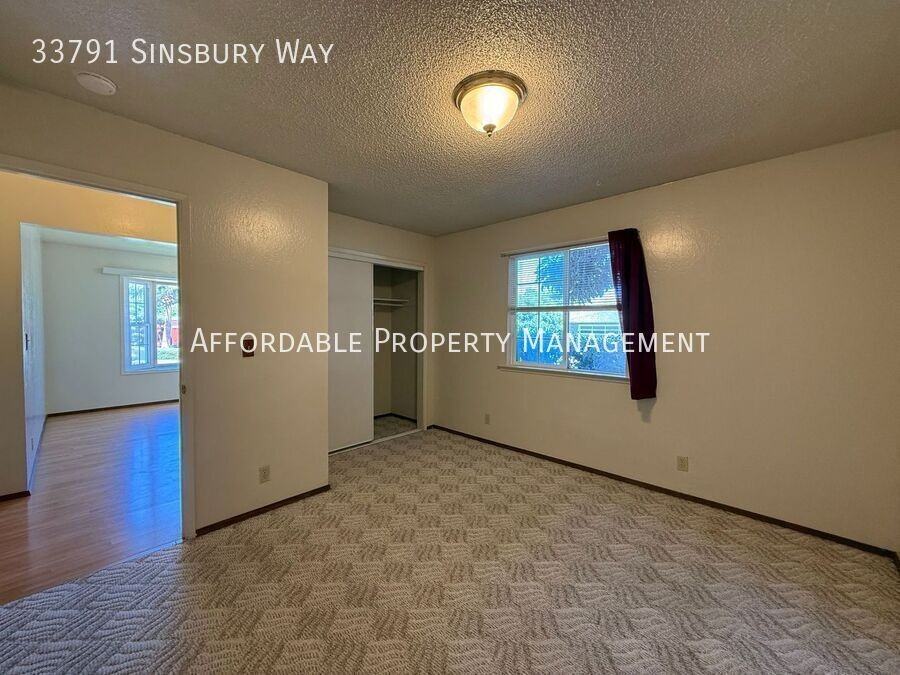 33791 Sinsbury Way - Photo 4 of 27