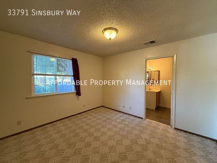 33791 Sinsbury Way - Photo 5 of 27
