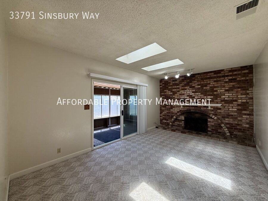 33791 Sinsbury Way - Photo 6 of 27