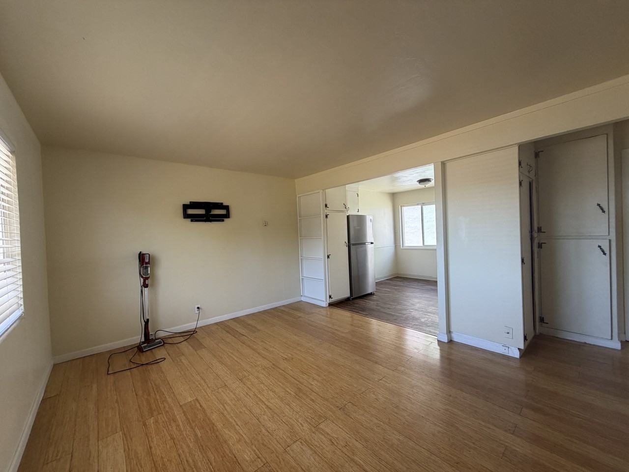22412 Rockaway Ln #10