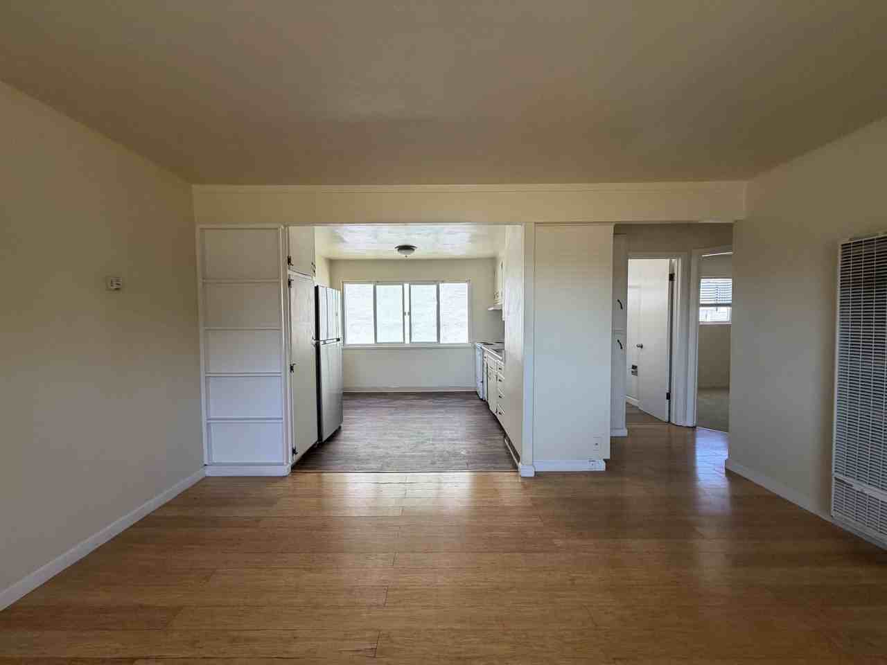 22412 Rockaway Ln #10 - Photo 4 of 15