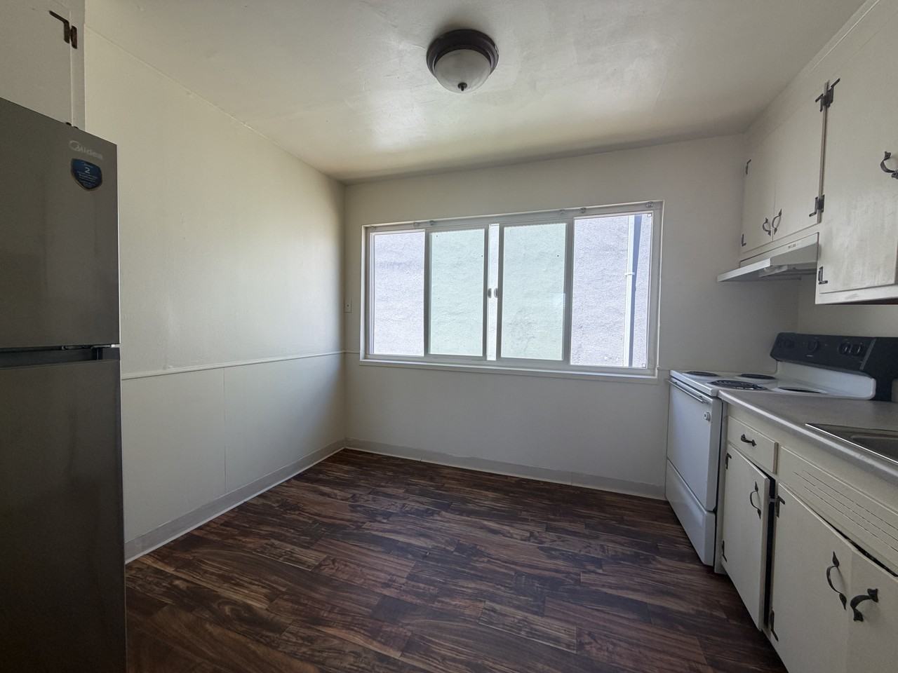 22412 Rockaway Ln #10 - Photo 6 of 15