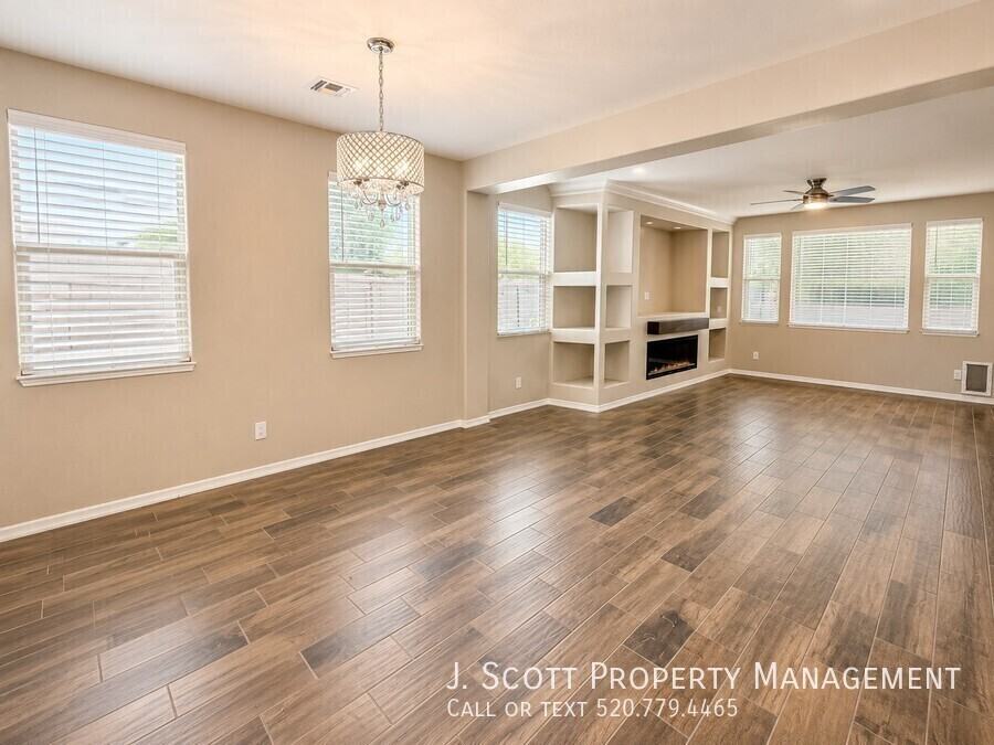 18688 W Mescal St - Photo 5 of 48