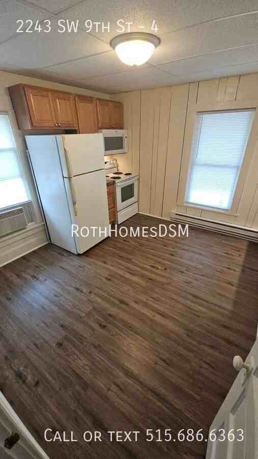 2243 Sw 9th St #4 - Photo 3 of 6