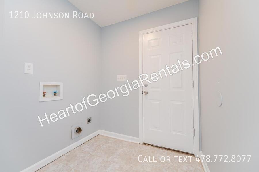 1210 Johnson Rd - Photo 2 of 32