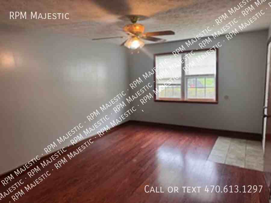 203 Toby Springs Ln - Photo 2 of 14