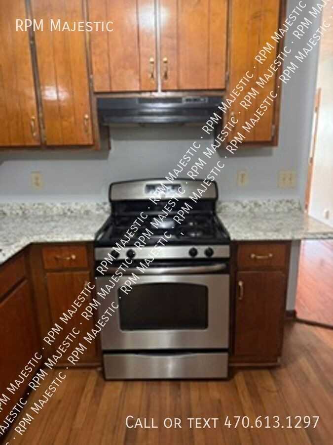 203 Toby Springs Ln - Photo 3 of 14