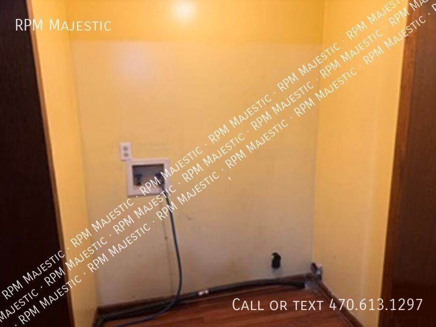 203 Toby Springs Ln - Photo 6 of 14