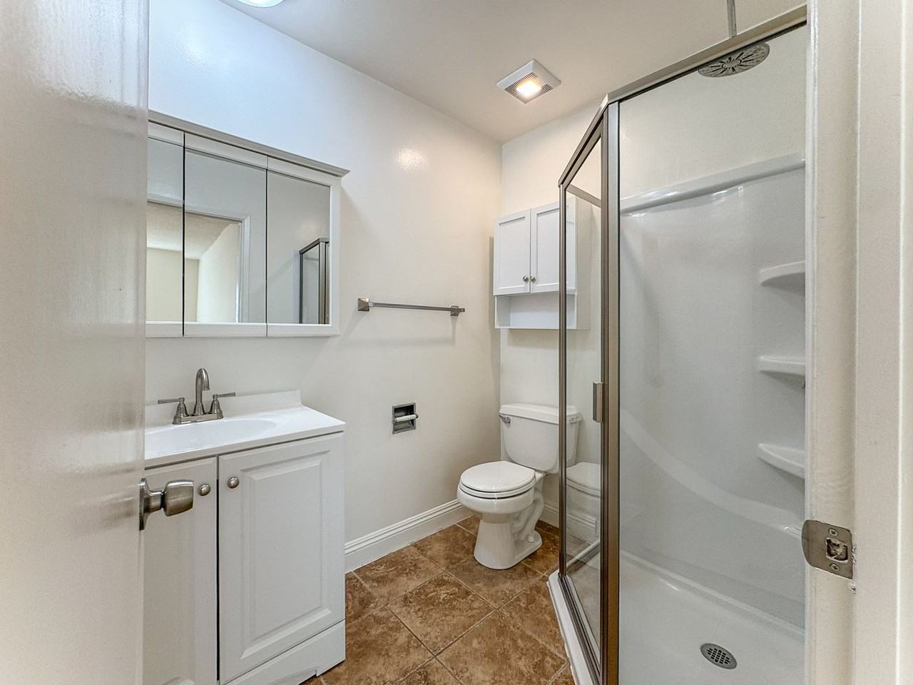 2331 20th St #2 - Photo 5 of 9