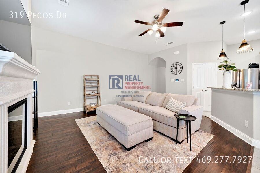 319 Pecos Dr - Photo 7 of 39