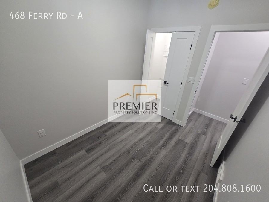 468 Ferry Rd #A - Photo 4 of 5