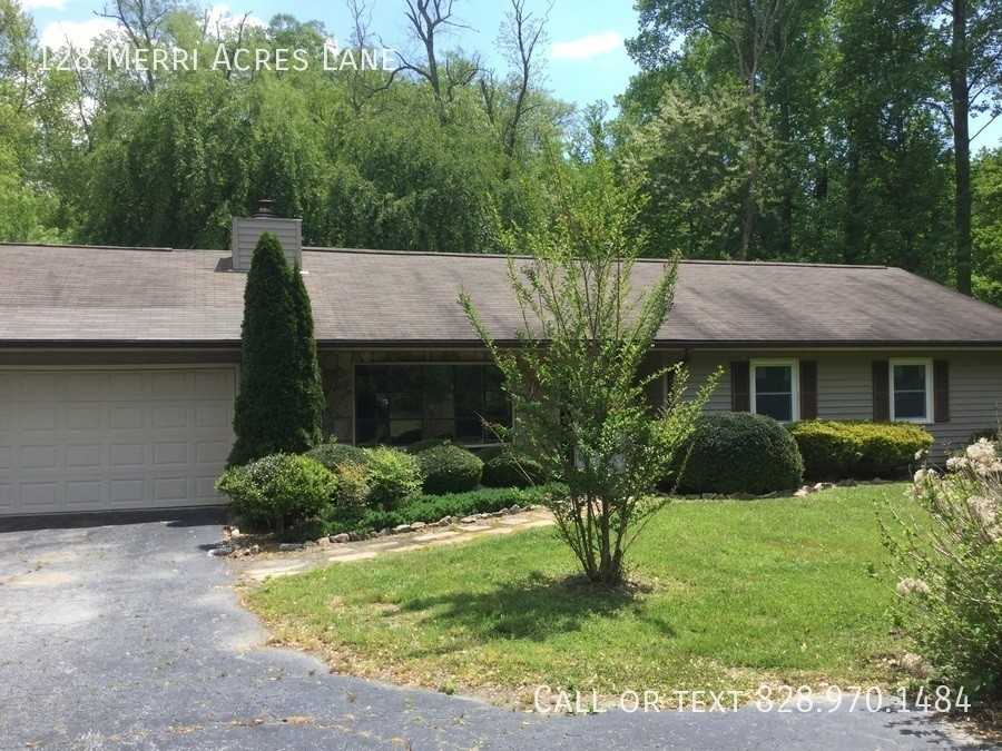 128 Merri Acres Ln