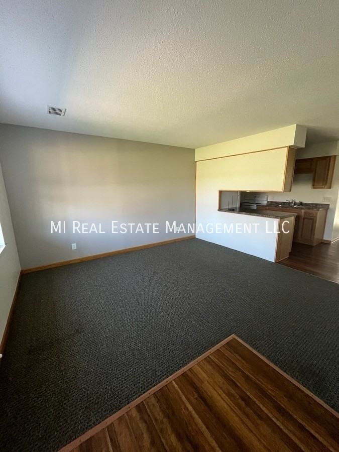 7613 48th Ave - Photo 6 of 7