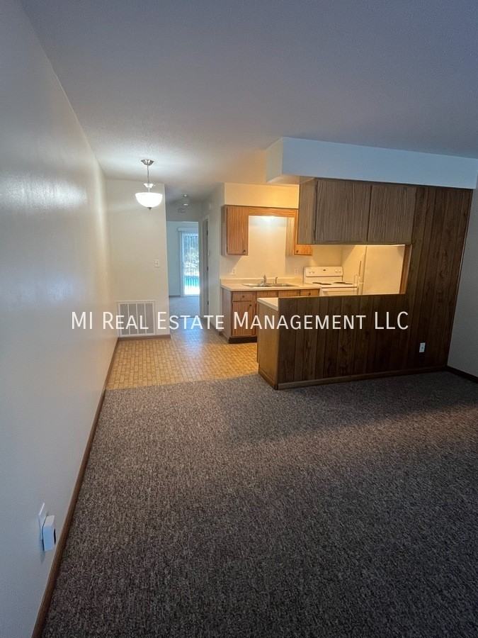 7593 48th Ave - Photo 5 of 8