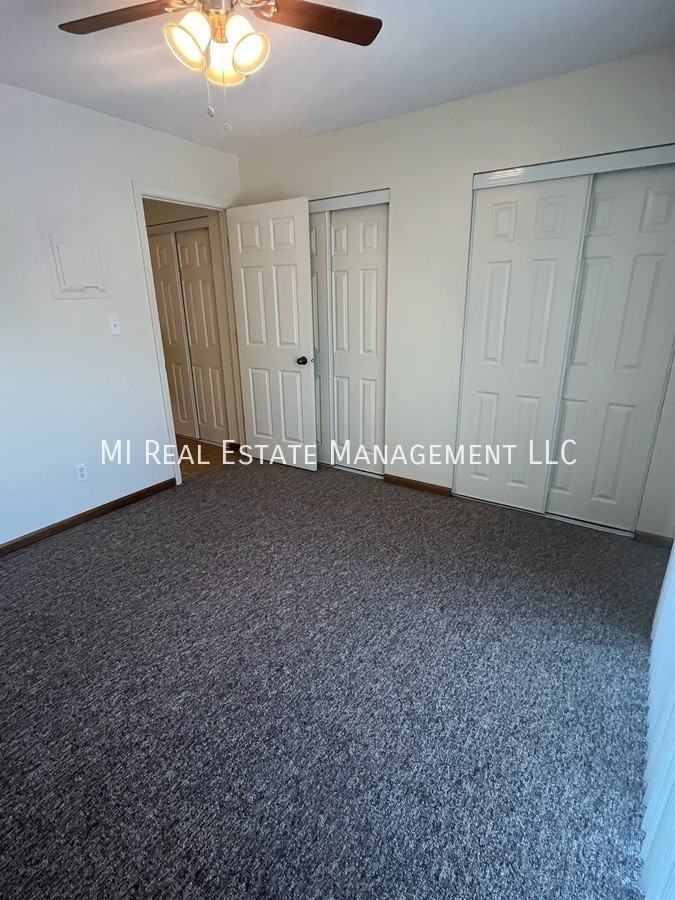 7593 48th Ave - Photo 6 of 8