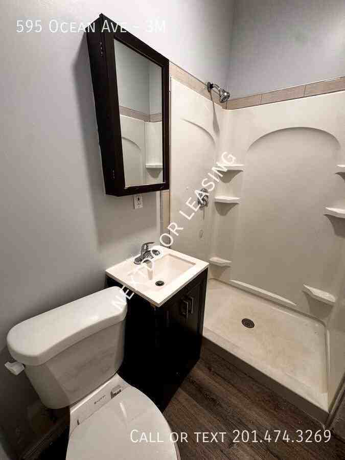 595 Ocean Ave #3M - Photo 3 of 8