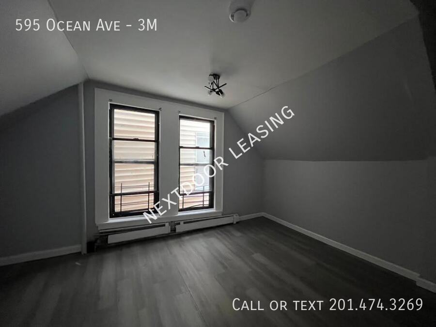595 Ocean Ave #3M - Photo 4 of 8
